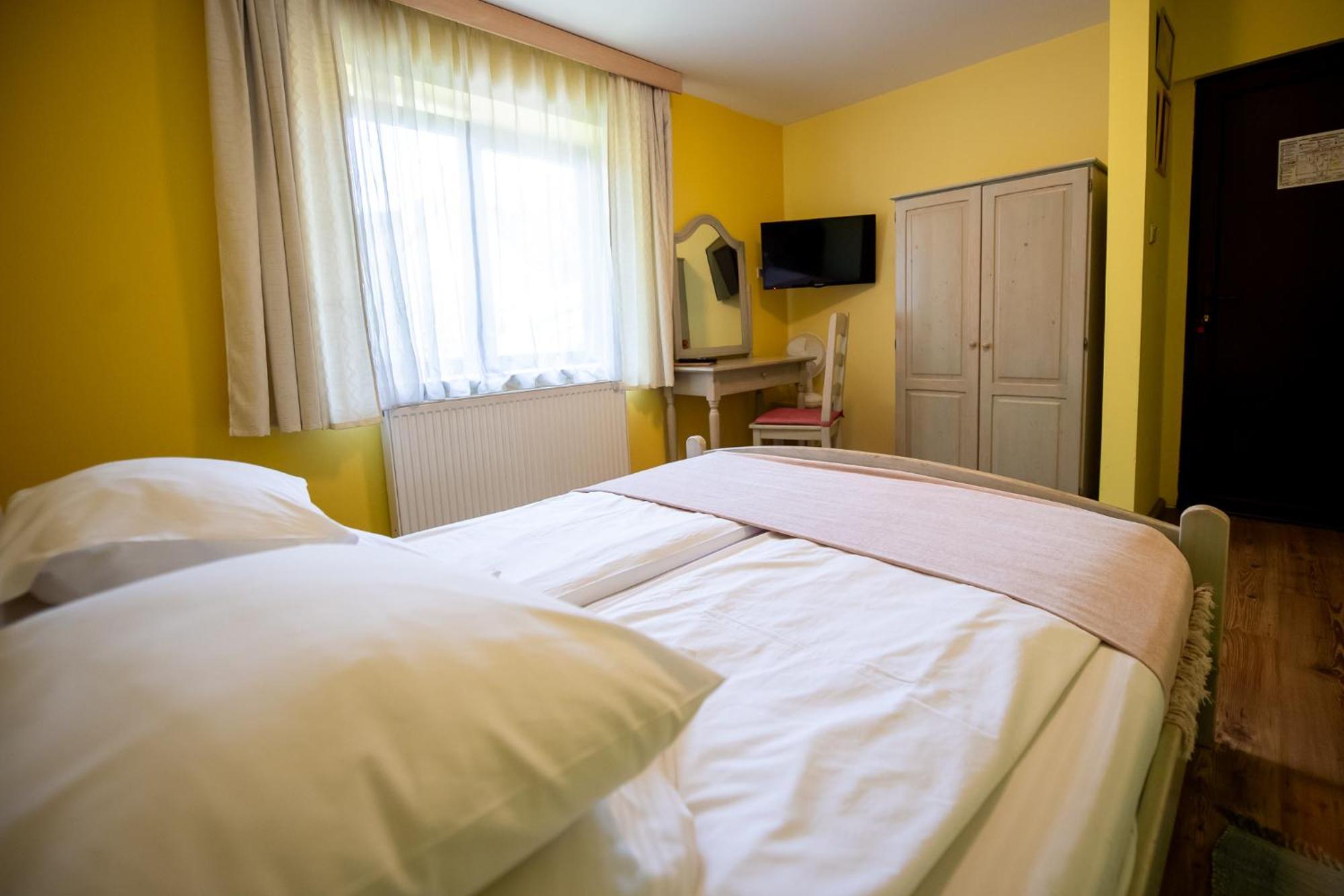 Pensiunea La Despani Brasov Bagian luar foto